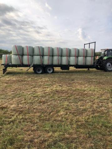 Midi balen beschikbaar voor biedingen