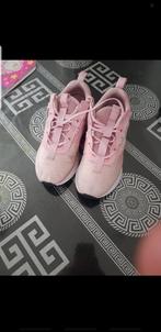 Nike schoenen maat 38, Kleding | Dames, Schoenen, Ophalen of Verzenden, Zo goed als nieuw