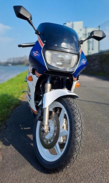 HONDA VFR400 NC24 ROTHMANS 1988