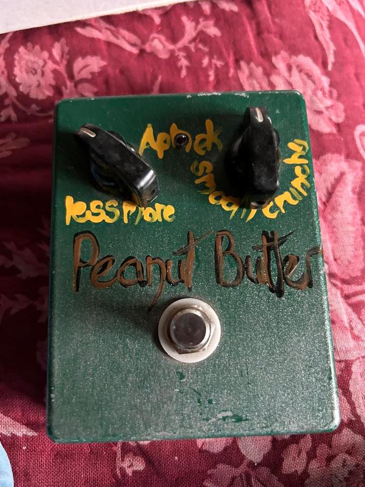 APHEK PEANUT BUTTER DISTORTION V1, Muziek en Instrumenten, Effecten, Gebruikt, Distortion, Overdrive of Fuzz, Ophalen of Verzenden