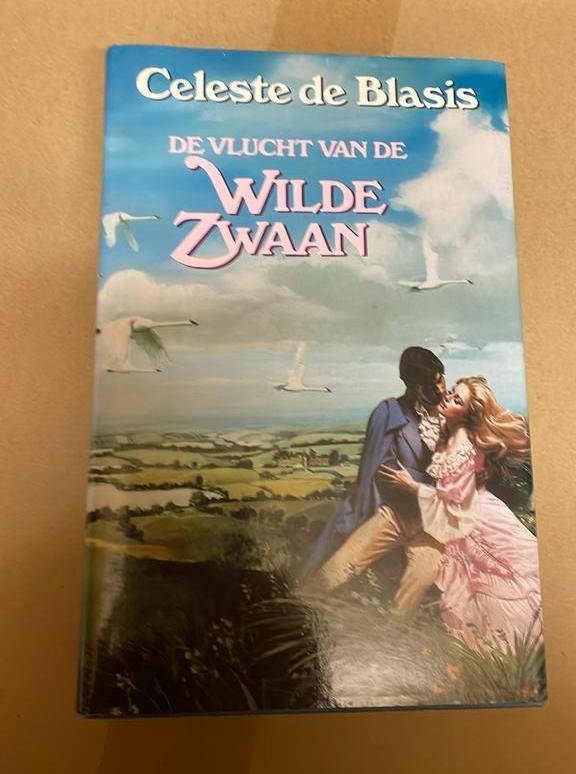 Blasis - Vlucht van de wilde zwaan, Boeken, Streekboeken en Streekromans, Gelezen, Ophalen of Verzenden