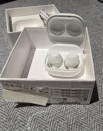 ECOUTEURS SAMSUNG GALAXY BUDS FE - OFFRES ACCEPTEES beschikbaar voor biedingen
