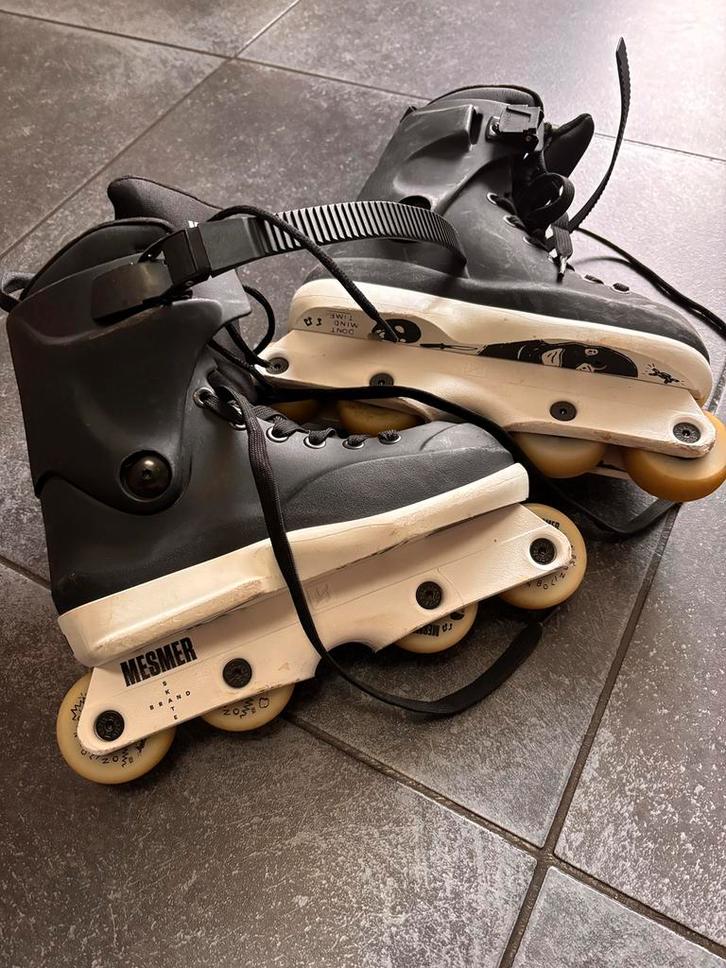 Mesmer Aggresive skates John Bolino, Sport en Fitness, Skeelers, Gebruikt, Inline skates 4 wielen, Overige merken, Kinderen, Ophalen