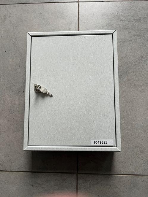sleutelkast met 21 haken nieuw, Verzamelen, Sleutelhangers, Nieuw, Ophalen