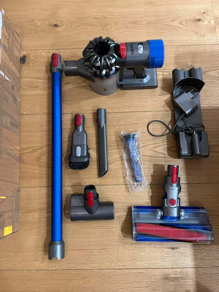 Dyson v8 stofzuiger in goede staat!!, Elektronische apparatuur, Onderdelen en Toebehoren, Zo goed als nieuw, Ophalen of Verzenden