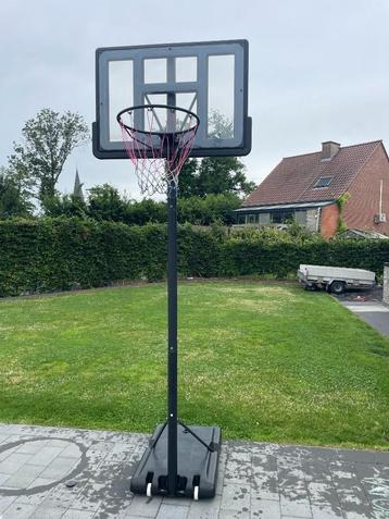 basketring in hoogte verstelbaar beschikbaar voor biedingen