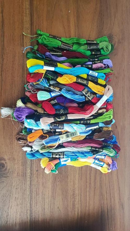Borduurkatoen, verschillende kleuren €3 alles samen, Hobby en Vrije tijd, Breien en Haken, Zo goed als nieuw, Ophalen of Verzenden