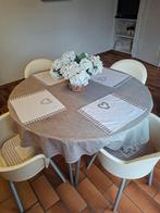 Sterke keukentafel met 4 afwasbare stoelen, Huis en Inrichting, Ophalen