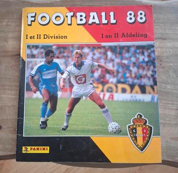 Panini-album bijna compleet Belgisch voetbal 1988 mist 2 afb beschikbaar voor biedingen