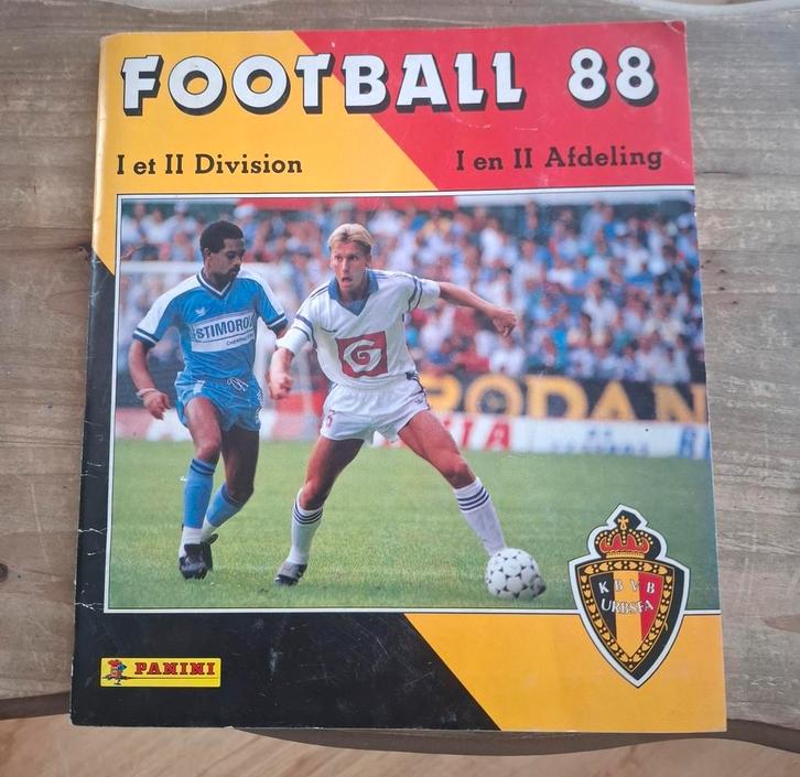 Panini-album bijna compleet Belgisch voetbal 1988 mist 2 afb, Verzamelen, Sportartikelen en Voetbal, Gebruikt, Ophalen of Verzenden