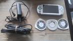 PSP 3000. Avec des jeux, Consoles de jeu & Jeux vidéo, Envoi, PSP, Avec jeux