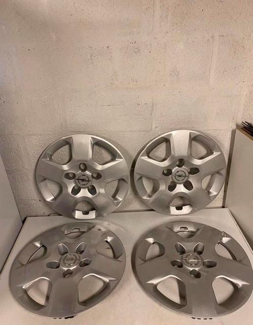 4 Opel vivaro Astra zafira meriva 16" wieldoppen, Auto diversen, Wieldoppen, Gebruikt