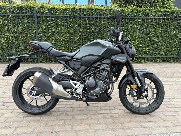 Honda CB 300 R, Motoren, Motoren | Honda, Bedrijf, Naked bike, 12 t/m 35 kW, 1 cilinder, Ophalen