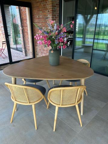 Houten tafel (zonder stoelen), Huis en Inrichting, Tafels | Eettafels, Ophalen, Gebruikt, Rond, Vijf personen of meer