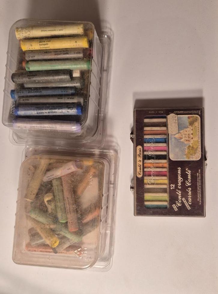 Kleurenkrijtjes voor een kunstenaar, Hobby en Vrije tijd, Tekenen, Gebruikt, Ophalen of Verzenden