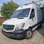 Mercedes sprinter 319 CDI V6 3.0 DIESEL 2015 automatique EUR, Autos, Camionnettes & Utilitaires, Carnet d'entretien, Automatique