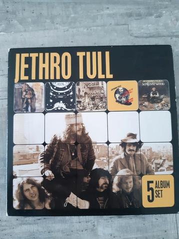 Jethro Tull boxset van 5 cd's.  beschikbaar voor biedingen