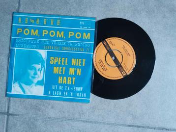 Lisette pom pom pom beschikbaar voor biedingen