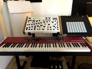 Nord Piano 5 - 73 toetsen - nieuwstaat :) beschikbaar voor biedingen