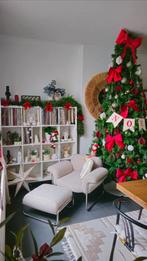 Meuble KALLAX IKEA état NEUF + inserts + pied, Huis en Inrichting, Kasten | Buffetkasten, Ophalen, Met plank(en), 100 tot 150 cm