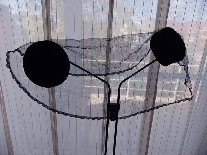 Vintage Zwarte Kanten Sluiers en Hoedjes: €.5/stuk., Antiquités & Art, Antiquités | Vêtements et Textile, Enlèvement