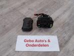 ZEKERINGKAST BMW 3 serie (F30) (01-2011/10-2018), Gebruikt, BMW