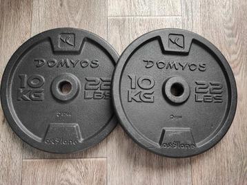 2 x 10kg Domyos halterschijven. (20kg) (Als nieuw!) beschikbaar voor biedingen