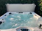 Zeer nette 6-persoons jacuzzi – CalSpas, Ophalen, Gebruikt, Vast