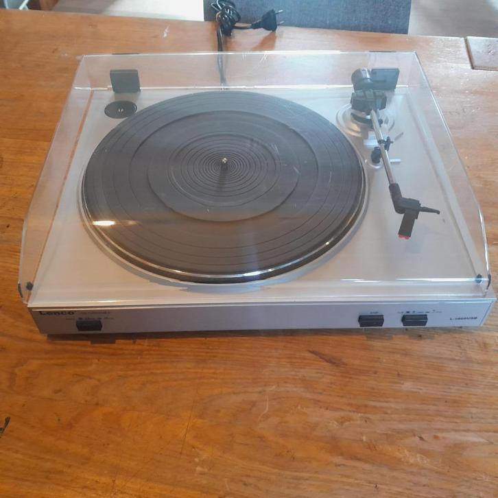 Platenspeler Lenco, Audio, Tv en Foto, Platenspelers, Zo goed als nieuw, Platenspeler, Overige merken, USB-aansluiting, Ophalen of Verzenden