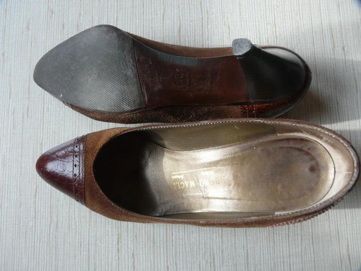 BRUNO MAGLI POMP, Kleding | Dames, Schoenen, Zo goed als nieuw, Schoenen met hoge hakken, Bruin, Ophalen of Verzenden