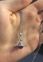 Collier vivienne westood boule violette