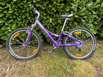 TREK MT220 24 inch mountainbike 8-12 jaar beschikbaar voor biedingen