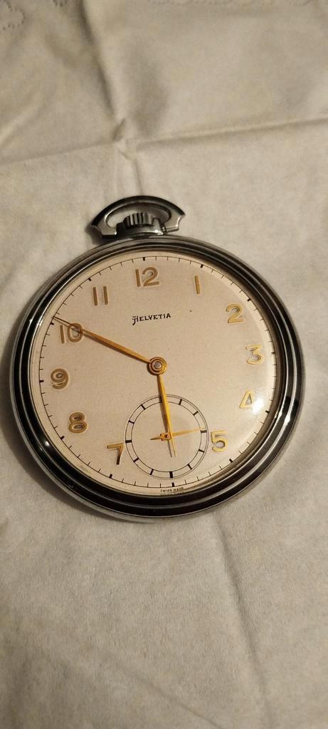 Zwitserse WW2 helvetia Mooi zakuurwerk, Handtassen en Accessoires, Horloges | Antiek, Zakhorloge, Overige merken, Staal, 1930 tot 1960