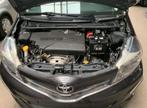 Toyota Yaris Automaat Benzine 2013 12 maanden garantie, Auto's, Airconditioning, Te koop, Zilver of Grijs, Berline