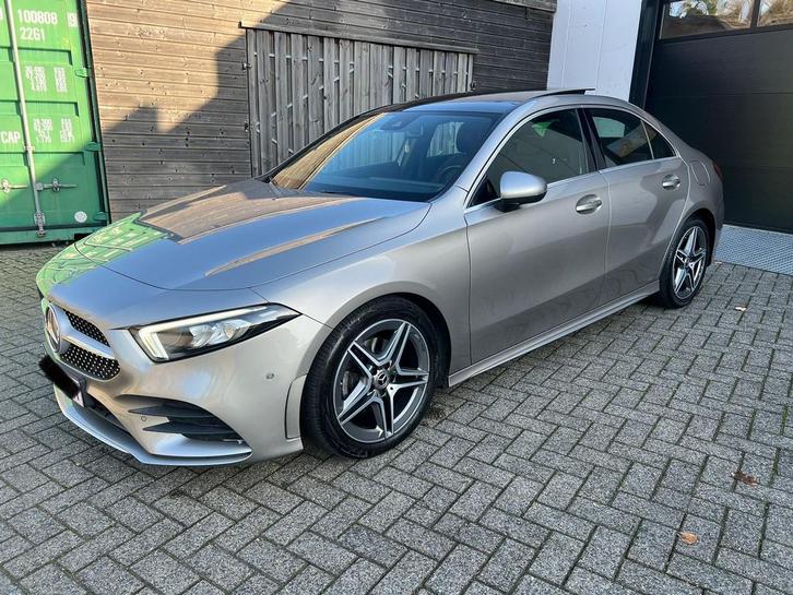 Mercedes A180, Auto's, Mercedes-Benz, Particulier, A-Klasse, Achteruitrijcamera, Apple Carplay, Bluetooth, Lederen bekleding, Panoramadak