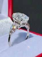 18 karaat gouden ring VS1 diamant 4.72ct! Winkelprijs €8000!, Nieuw, Ophalen of Verzenden, 17 tot 18, Met edelsteen