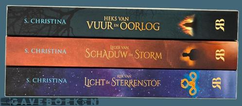Lara Polaris - S. Christina - Rebel Books - 3x - Paperback, Boeken, Fantasy, Gelezen, Ophalen of Verzenden