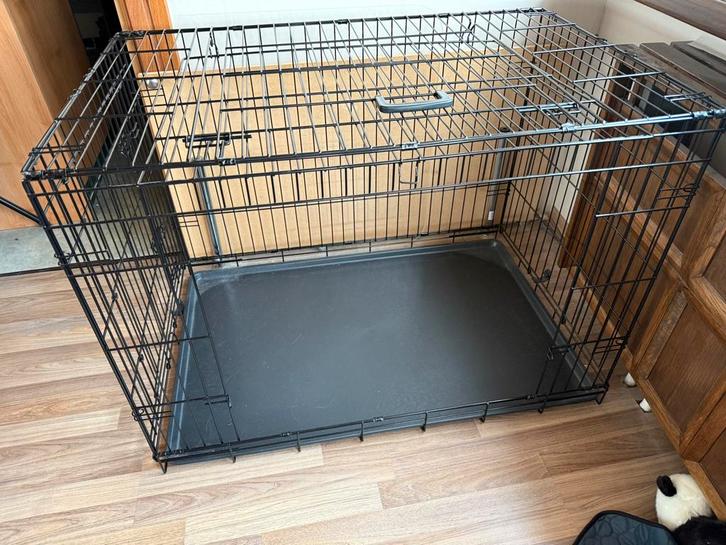 Bench flamingo XL, Dieren en Toebehoren, Hondenhokken, Zo goed als nieuw, Hondenhok, 65 tot 100 cm, 75 tot 110 cm, Ophalen