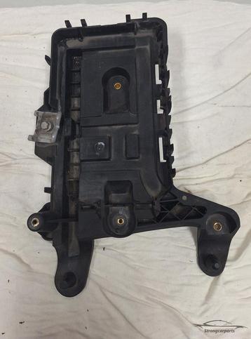 VW Scirocco Accubak 1K0915333H Accu houder  beschikbaar voor biedingen