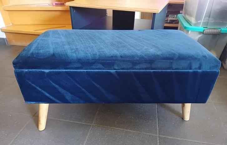 Zitbankje suèdelook blauw NIEUW, Huis en Inrichting, Zetels | Voetbanken en poefs, Nieuw, Minder dan 50 cm, 75 tot 100 cm, Rechthoekig