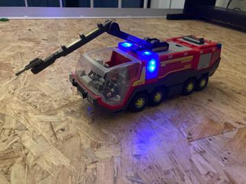 Playmobil luchthavenbrandweer met licht