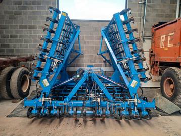 A vendre vibroculteur carré pantasol 6m beschikbaar voor biedingen