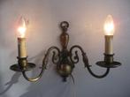Vintage - 1 Applique en bronze avec 2 lampes., Antiquités & Art, Enlèvement ou Envoi