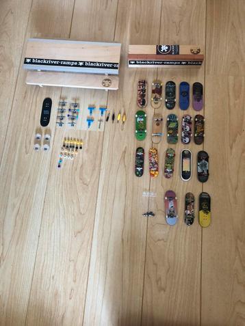 Tech deck fingeboards + met twee obstakels van blackriver beschikbaar voor biedingen
