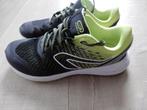 Baskets running 33, Kinderen en Baby's, Kinderkleding | Schoenen en Sokken, Gebruikt, Decathlon, Ophalen of Verzenden, Jongen of Meisje