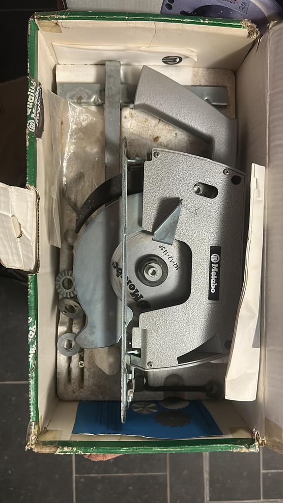 Scie circulaire METABO, Doe-het-zelf en Bouw, Gereedschap | Zaagmachines, Zo goed als nieuw, Cirkelzaag, Ophalen of Verzenden