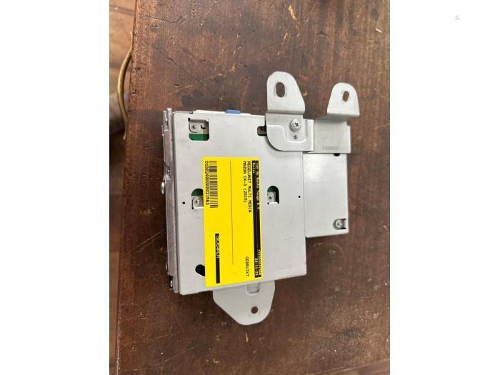 Unité de contrôle Multimedia d'un Mazda CX-3, Autos : Pièces & Accessoires, Électronique & Câbles, Utilisé, 3 mois de garantie