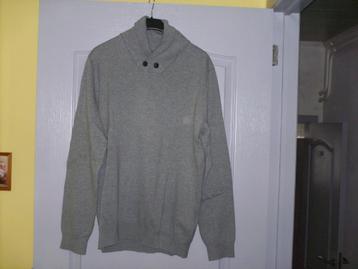 a vendre pull homme  beschikbaar voor biedingen