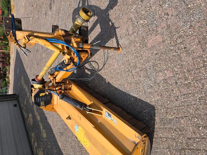 Klepelmaaier ploeg Waterpomp stro prikker plantmachine, Zakelijke goederen, Landbouw | Werktuigen, Ophalen of Verzenden