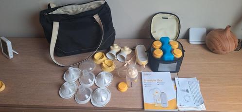 Dubbele borstkolf Medela Freestyle flex, Kinderen en Baby's, Babyvoeding en Toebehoren, Zo goed als nieuw, Borstkolf, Ophalen of Verzenden